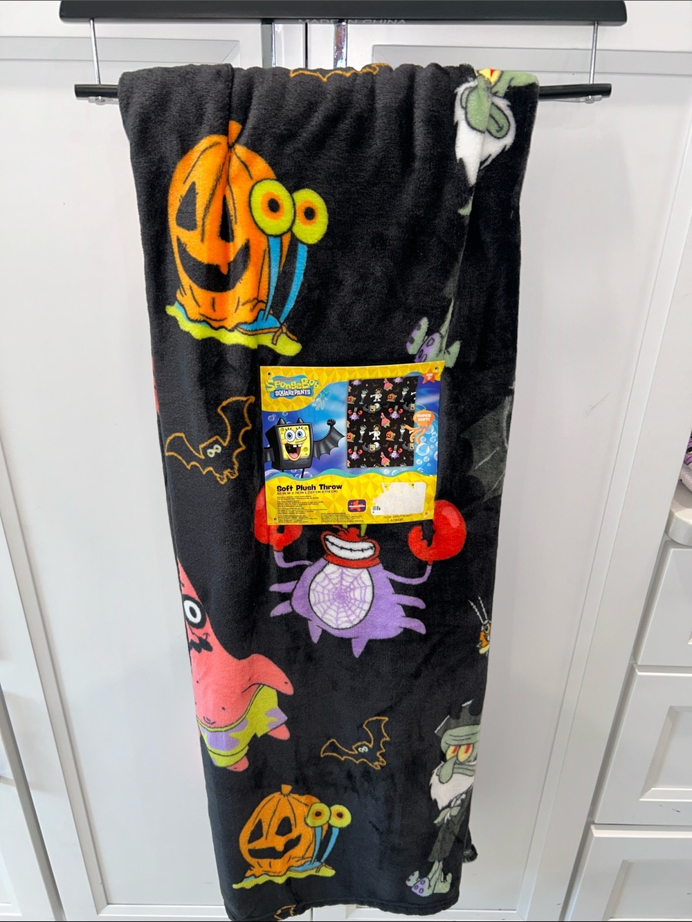 NEW SpongeBob SquarePants Black Plush Halloween Throw Blanket